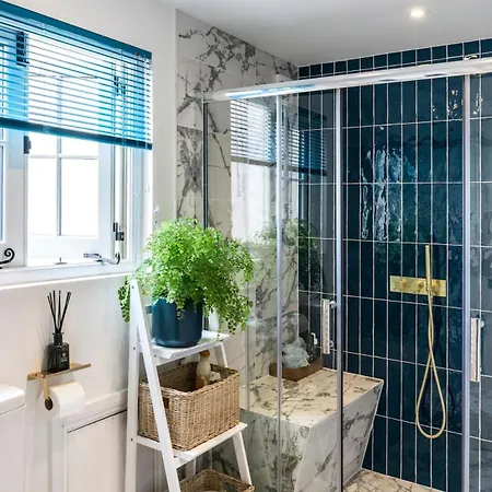 Apartment Pipe Lane - Charming 3 Bedroom House